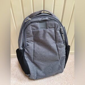 Pacsafe Anti-Theft Backpack – NEW – RFID – Grey